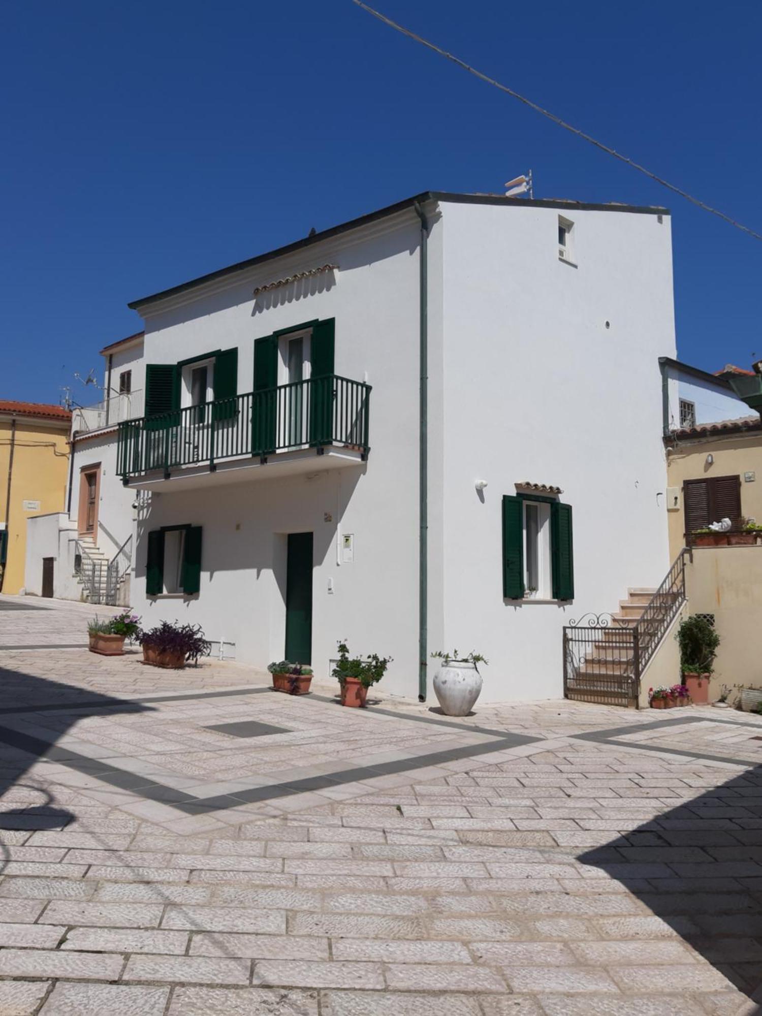 Вілла Casa Tornola Nel Borgo Термолі Екстер'єр фото